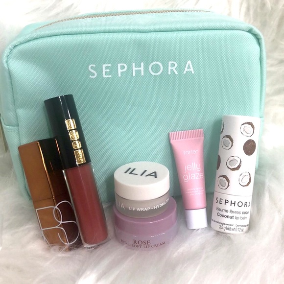 Sephora Other - Sephora Favorites lip set 6 items + makeup bag